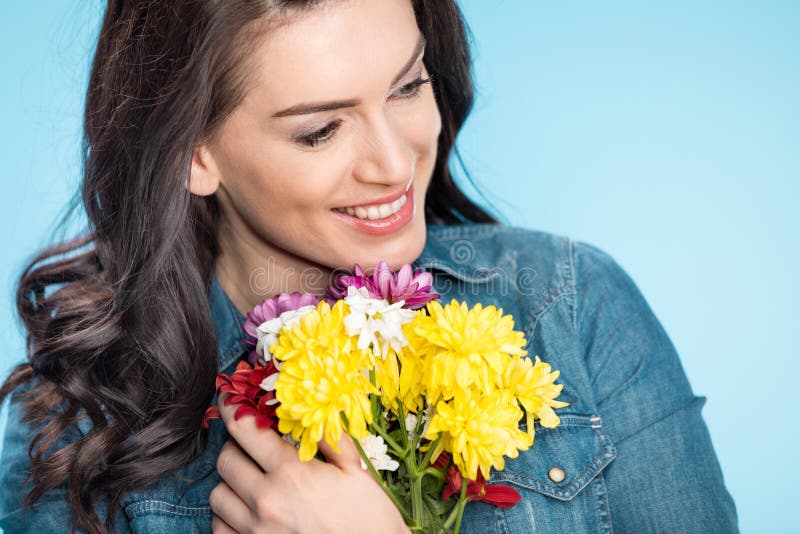 قصة سارة مع كبسولات أنبودي: من وزن 85 إلى 72 كيلوجراماً: قصة سارة ا...